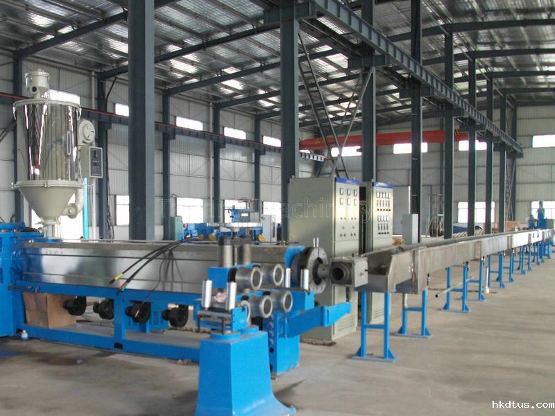 90+45型PLC电脑式高速押出机